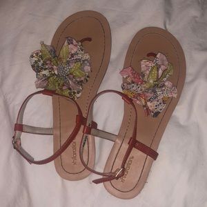 {Xhilaration} Flower Sandals